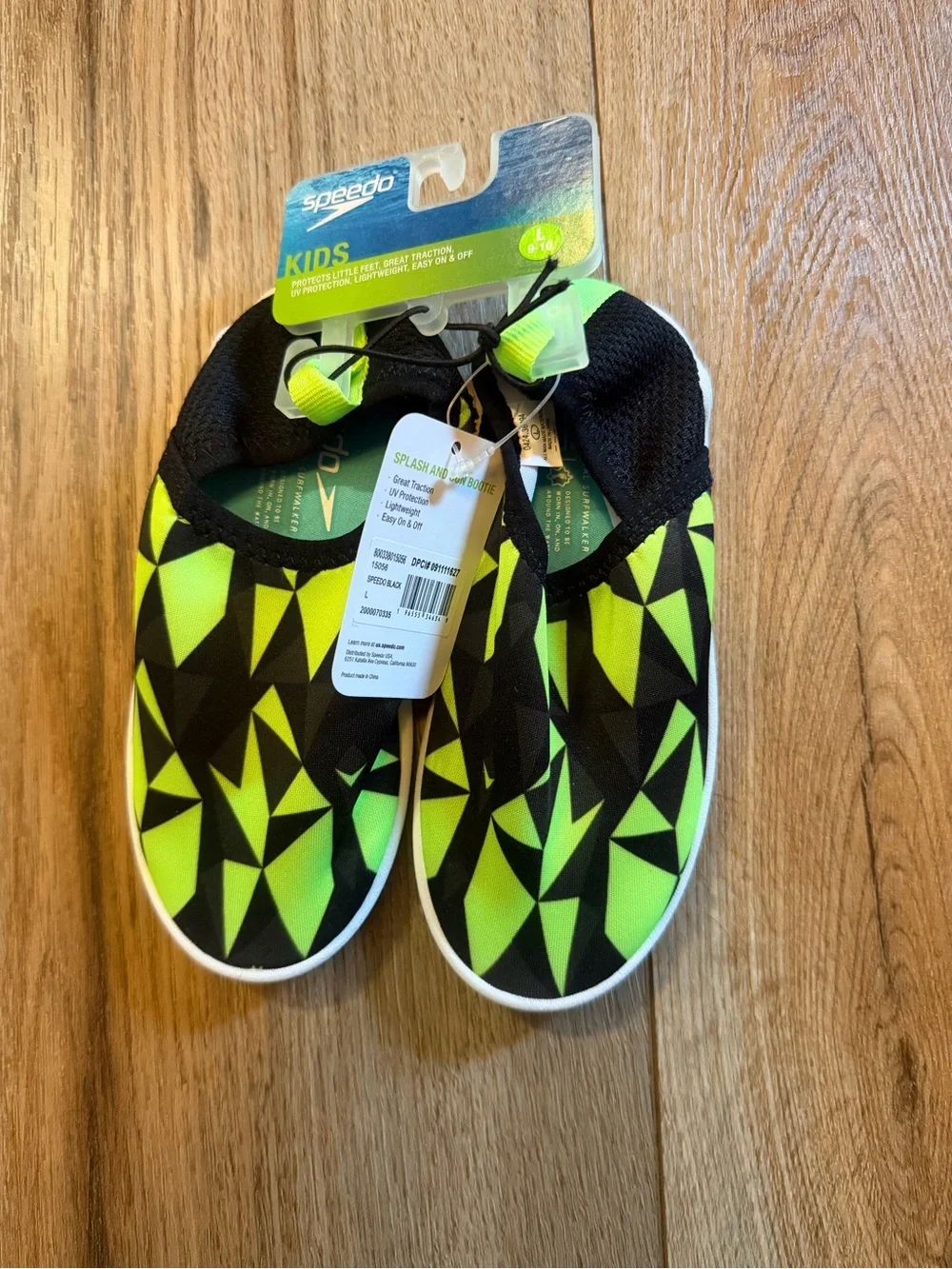 Speedo Kids Neon Yellow and Black Geometric Water Shoes